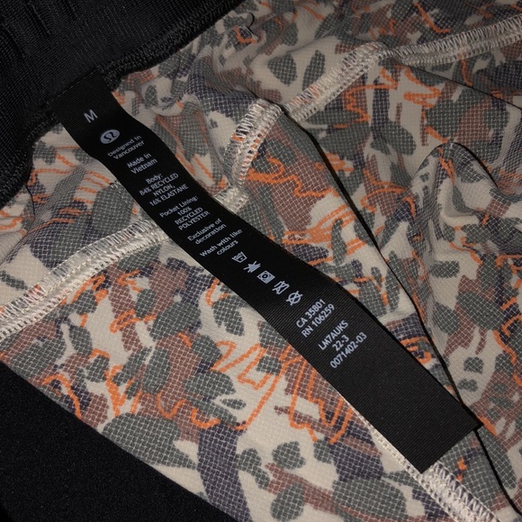 lululemon (M) License to Train Short 7" *LL - Picture 9 of 13